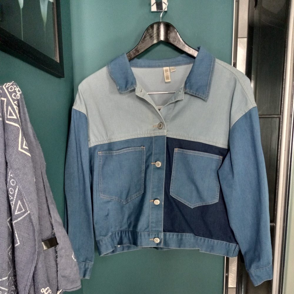 Color block jean jacket -Women's